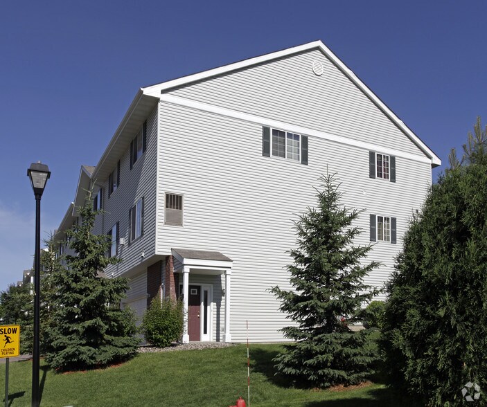 1148 McAndrews Rd E, Burnsville, MN à vendre - Photo de l’immeuble – Image 2 sur 110