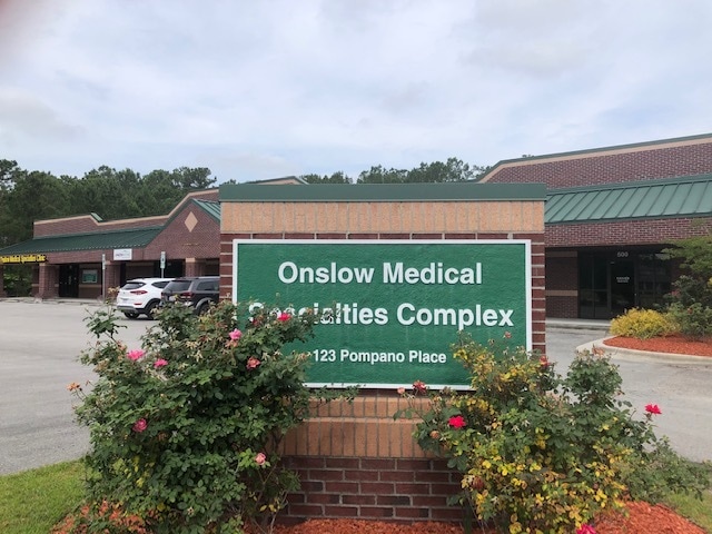 123 Pompano Pl, Jacksonville, NC à louer Photo intérieure– Image 1 sur 3