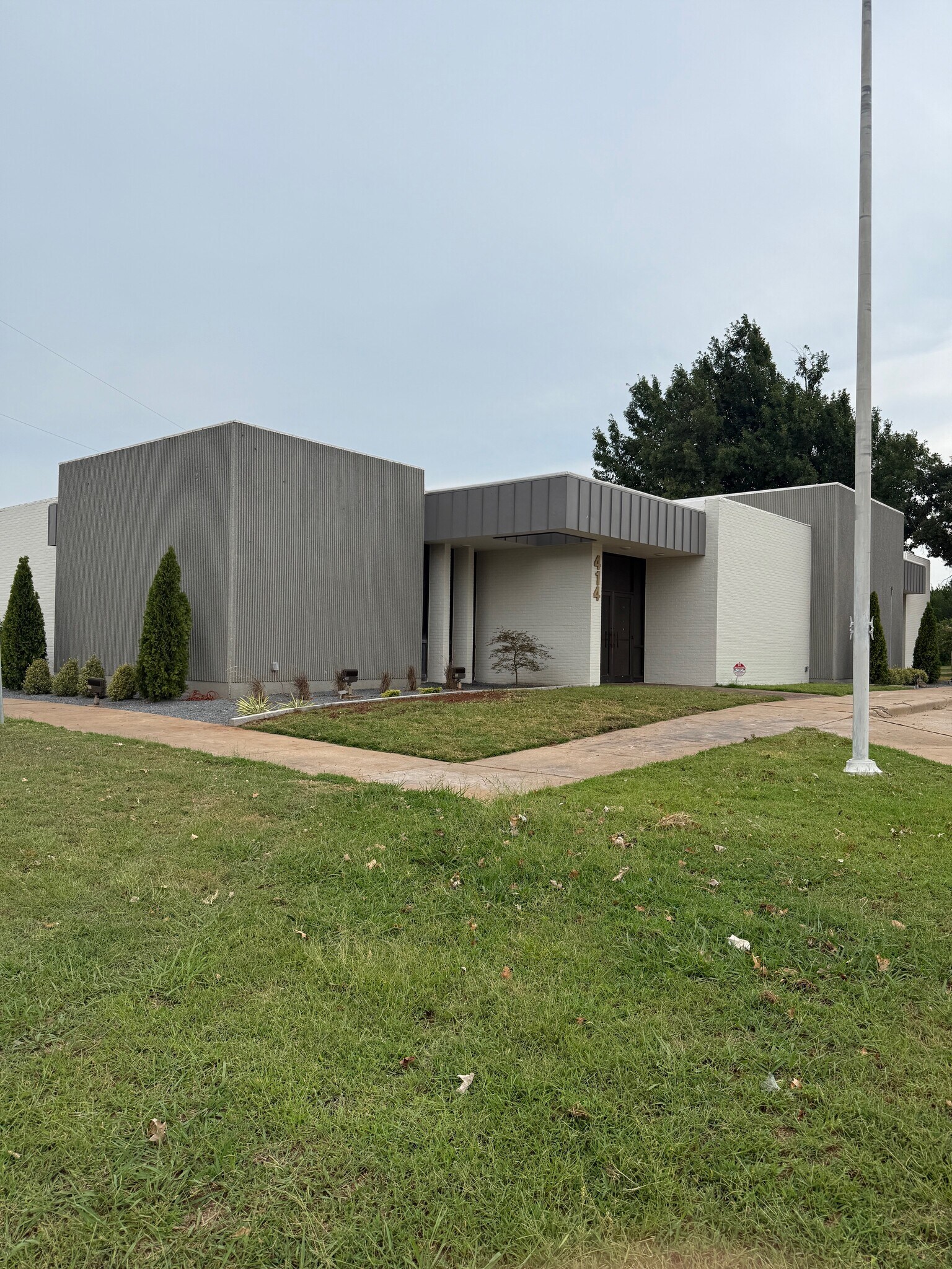 414 N Air Depot Blvd, Midwest City, OK à louer Photo de l’immeuble– Image 1 sur 3