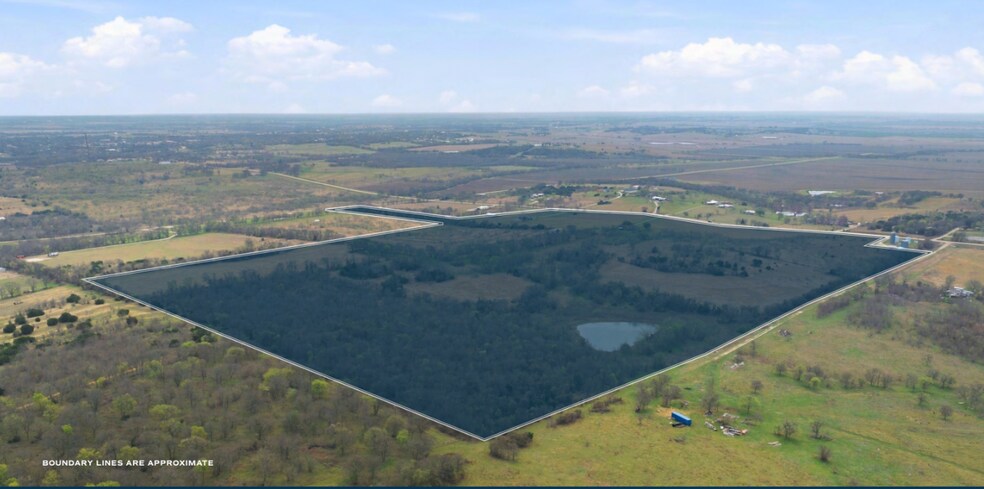 8212 Eddy Gatesville Pky, Moody, TX à vendre - Photo principale – Image 1 sur 7