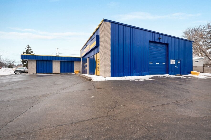 77 Concession St, Kingston, ON à vendre - Photo de l’immeuble – Image 2 sur 10