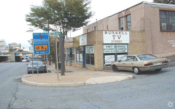 8025-8029 Georgia Ave, Silver Spring, MD à louer - Photo de l’immeuble – Image 2 sur 4
