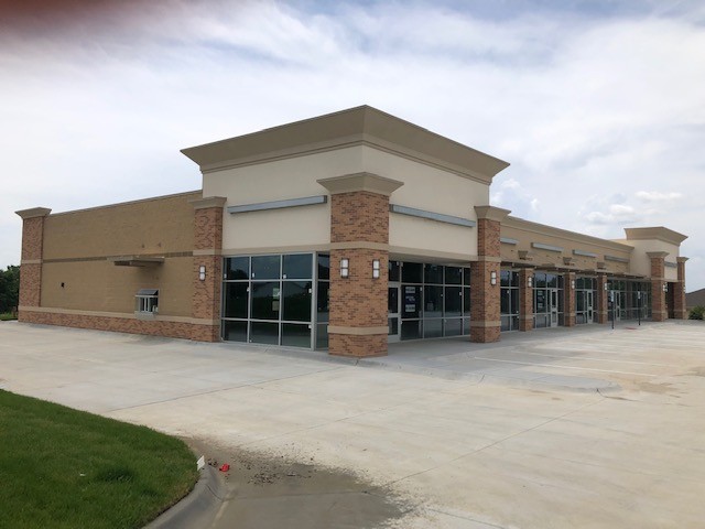 16049 State Highway 36, Bennington, NE à louer - Photo principale – Image 2 sur 4