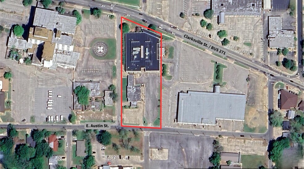 1000-1014 Clarksville & 1001 E. Austin portefeuille de 2 biens à vendre sur LoopNet.fr - Photo de l’immeuble – Image 2 sur 21