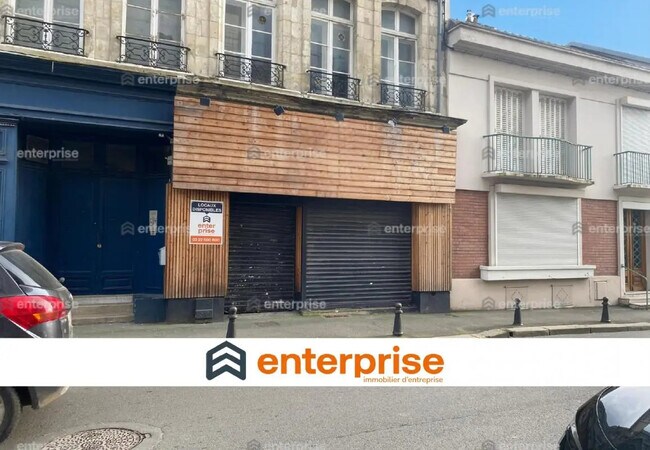 Plus de détails pour Local commercial à louer