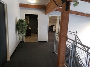 7624 Varna Ave, North Hollywood, CA à louer Photo intérieure– Image 1 sur 20