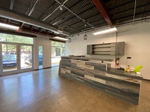 1500 McGowen St, Houston, TX à louer Photo intérieure– Image 2 sur 11