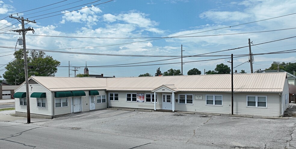 520 E Van Trees St, Washington, IN à vendre - Photo principale – Image 1 sur 6