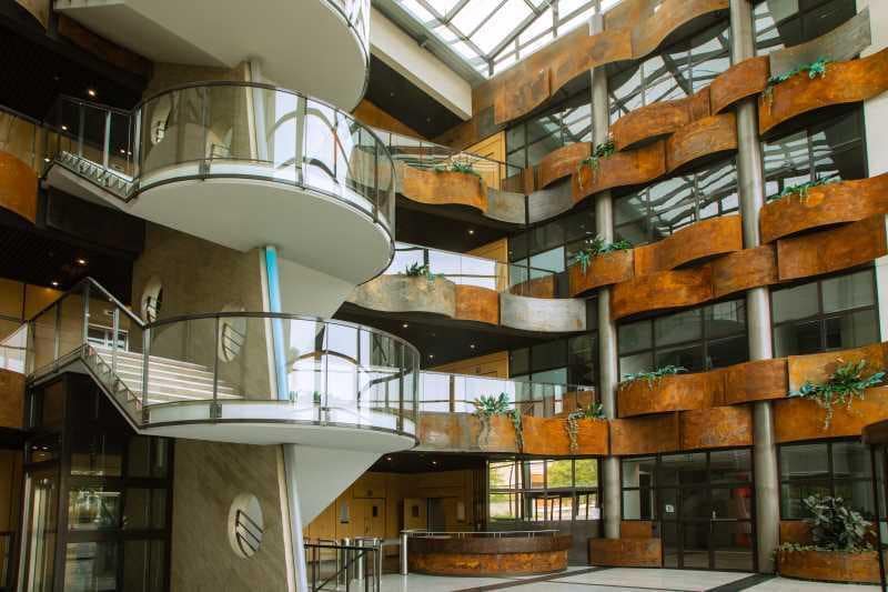 2 Rue De La Redoute, Guyancourt à louer Photo de l’immeuble– Image 1 sur 15