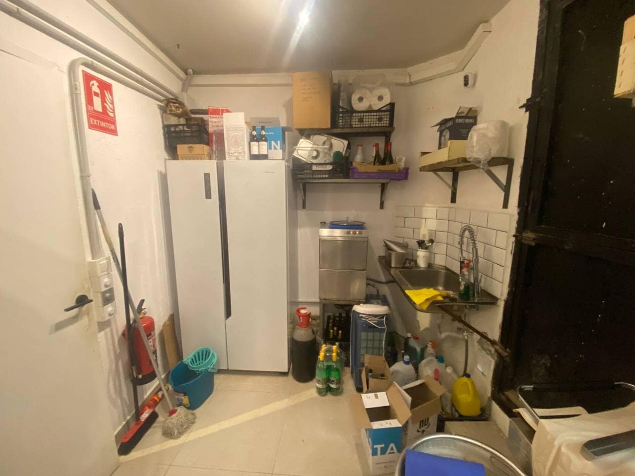 Local commercial dans Barcelone, Barcelona à louer Photo intérieure– Image 1 sur 3