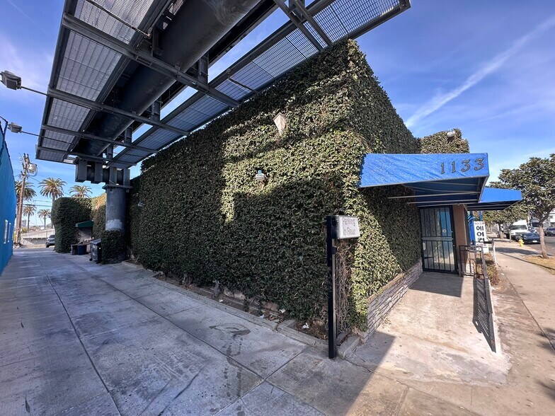 1133 Crenshaw Blvd, Los Angeles, CA à louer - Photo de l’immeuble – Image 3 sur 14