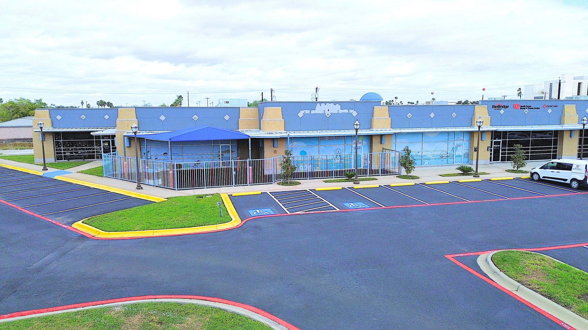 1221 S 10th St, Weslaco, TX à louer Photo intérieure– Image 1 sur 8