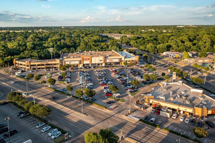 6740-6780 Abrams Rd, Dallas, TX à louer - Photo de l’immeuble – Image 1 sur 21