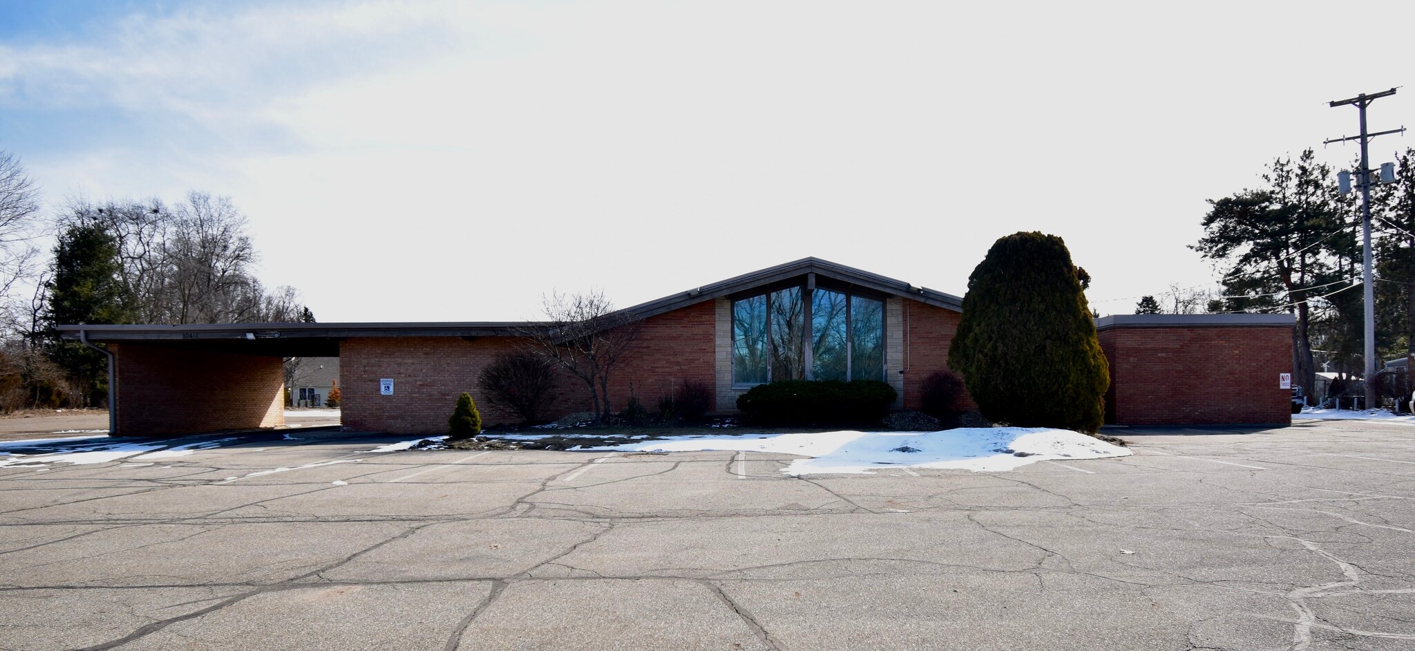 10441 Shaver Rd, Portage, MI à louer Photo intérieure– Image 1 sur 12