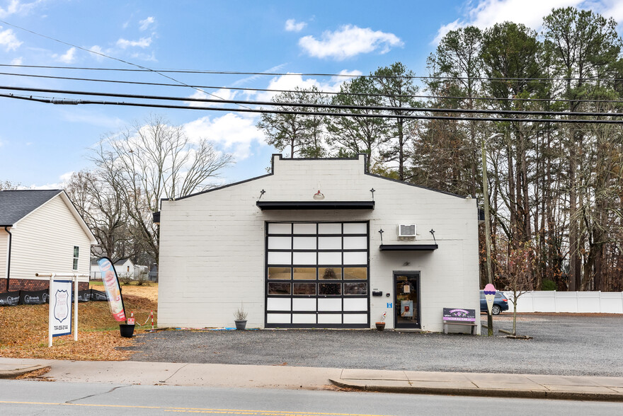1008 N Main St, China Grove, NC à vendre - Photo de l’immeuble – Image 2 sur 18