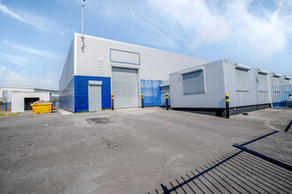 Britonwood Trading Estate, Liverpool à louer Photo de l’immeuble– Image 2 sur 5