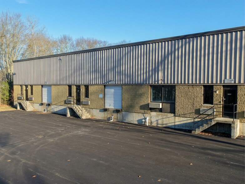 70 Hawes Way, Stoughton, MA à louer - Photo principale – Image 1 sur 8