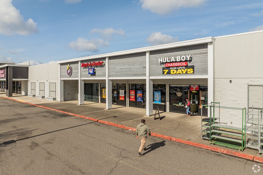 11808 NE Fourth Plain Blvd, Vancouver, WA à louer - Photo de l’immeuble – Image 2 sur 5