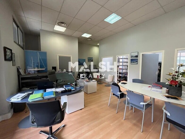 Bureau dans Brignais à louer - Photo de l’immeuble – Image 2 sur 9