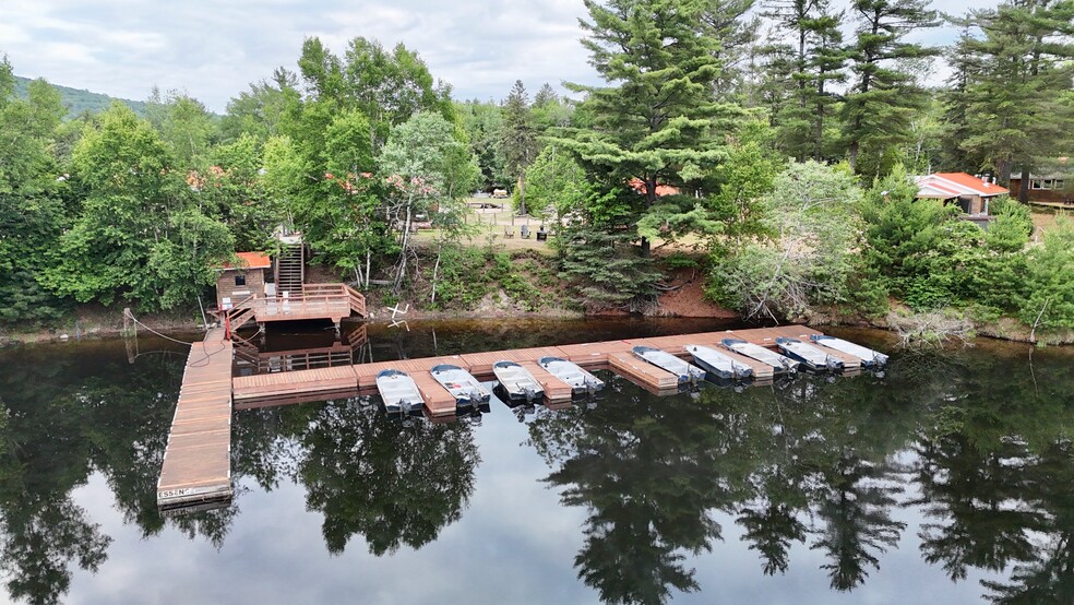 55 Ch De L'oasis, Ferme-neuve, QC à vendre - Photo de l’immeuble – Image 3 sur 23