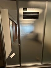 3525 W Peterson Ave, Chicago, IL à louer Photo de l’immeuble– Image 2 sur 3