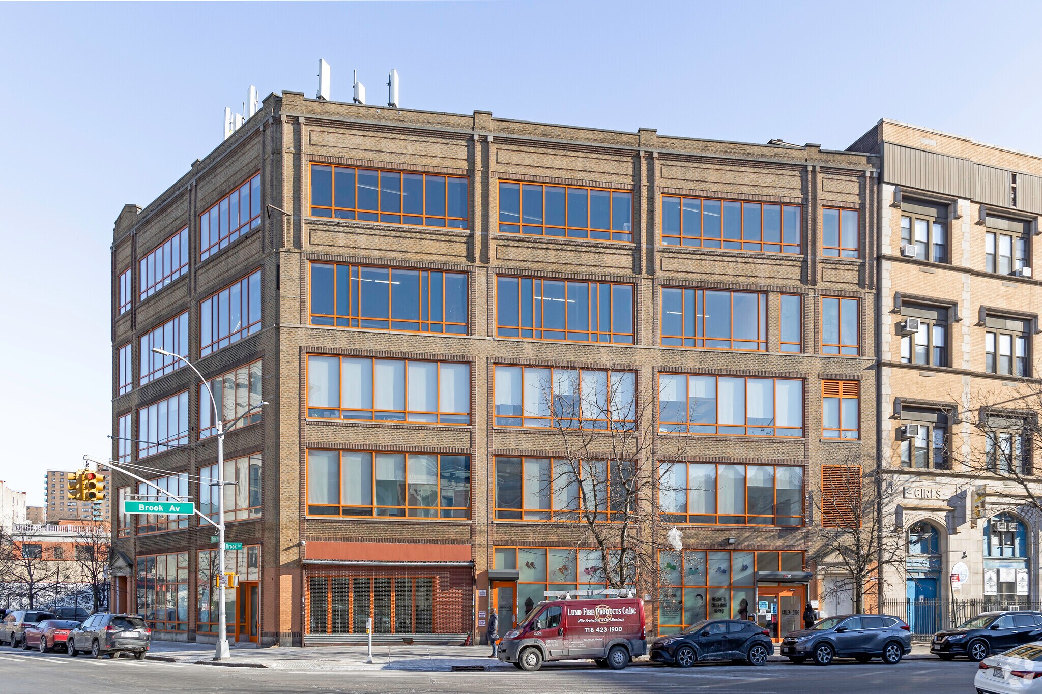 3144 3rd Ave, Bronx, NY à vendre Photo de l’immeuble– Image 1 sur 13