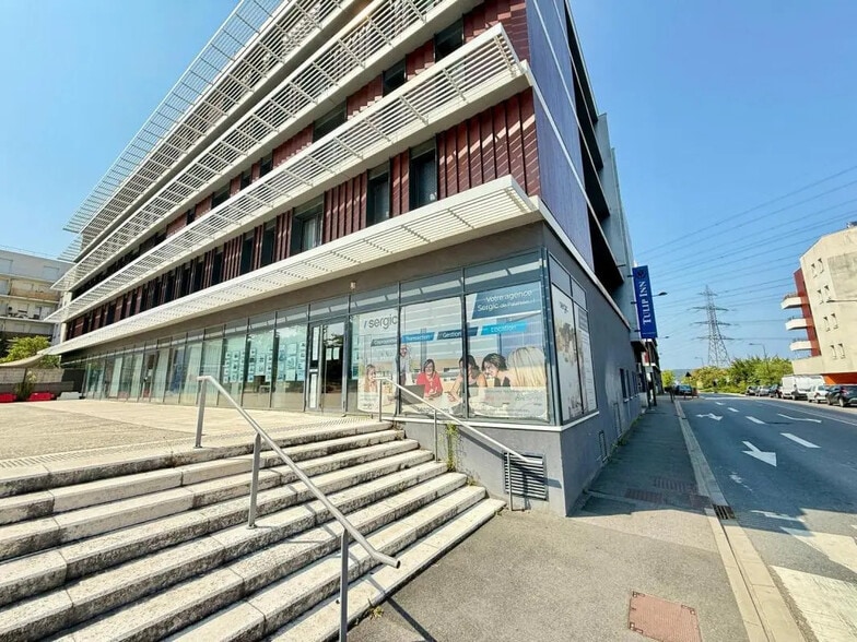 21 Avenue Des Alliés, Palaiseau à louer - Photo de l’immeuble – Image 1 sur 4