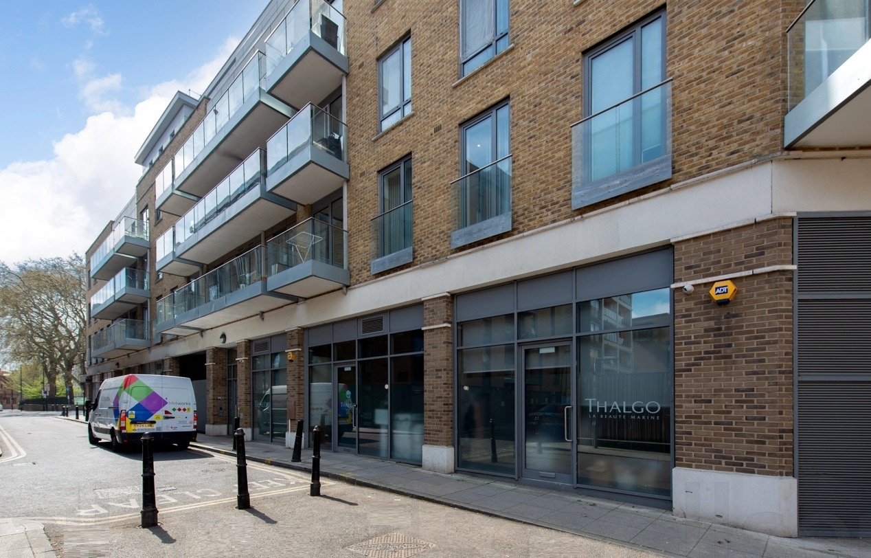 9 St. Annes St, Londres, LND E14 7PF - Lot 9 -  - Photo intérieure - Image 1 of 5