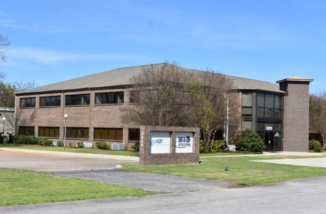 3325 Triana Blvd, Huntsville, AL à louer Photo principale– Image 1 sur 12