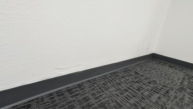 910 W San Marcos Blvd, San Marcos, CA à louer - Vidéo sur l’annonce professionnelle