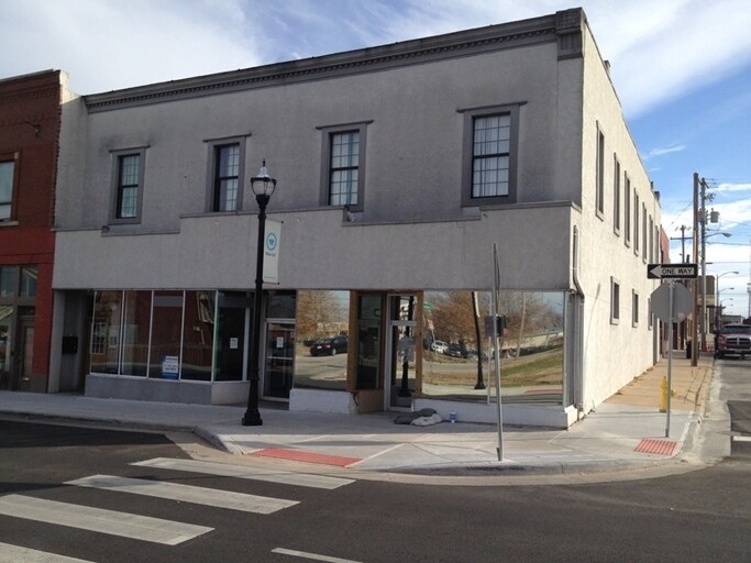 420 S Campbell Ave, Springfield, MO à vendre - Photo de l’immeuble – Image 2 sur 8