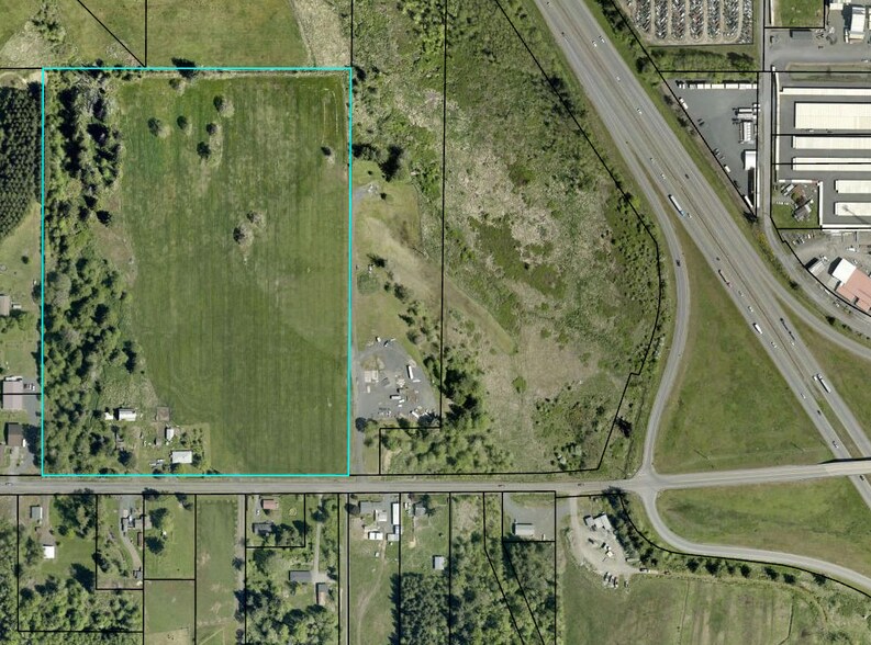 643 Forest Napavine Rd W, Chehalis, WA à louer - Photo de l’immeuble – Image 2 sur 2