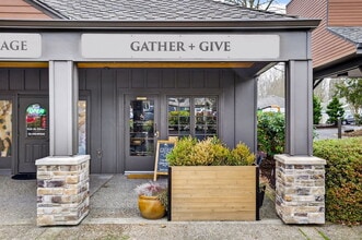 31840 SW Charbonneau Dr, Wilsonville, OR à louer Photo de l’immeuble– Image 1 sur 5