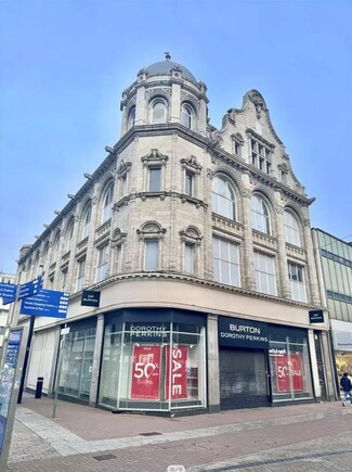 Plus de détails pour 130 High St, Southend On Sea - Local commercial à louer