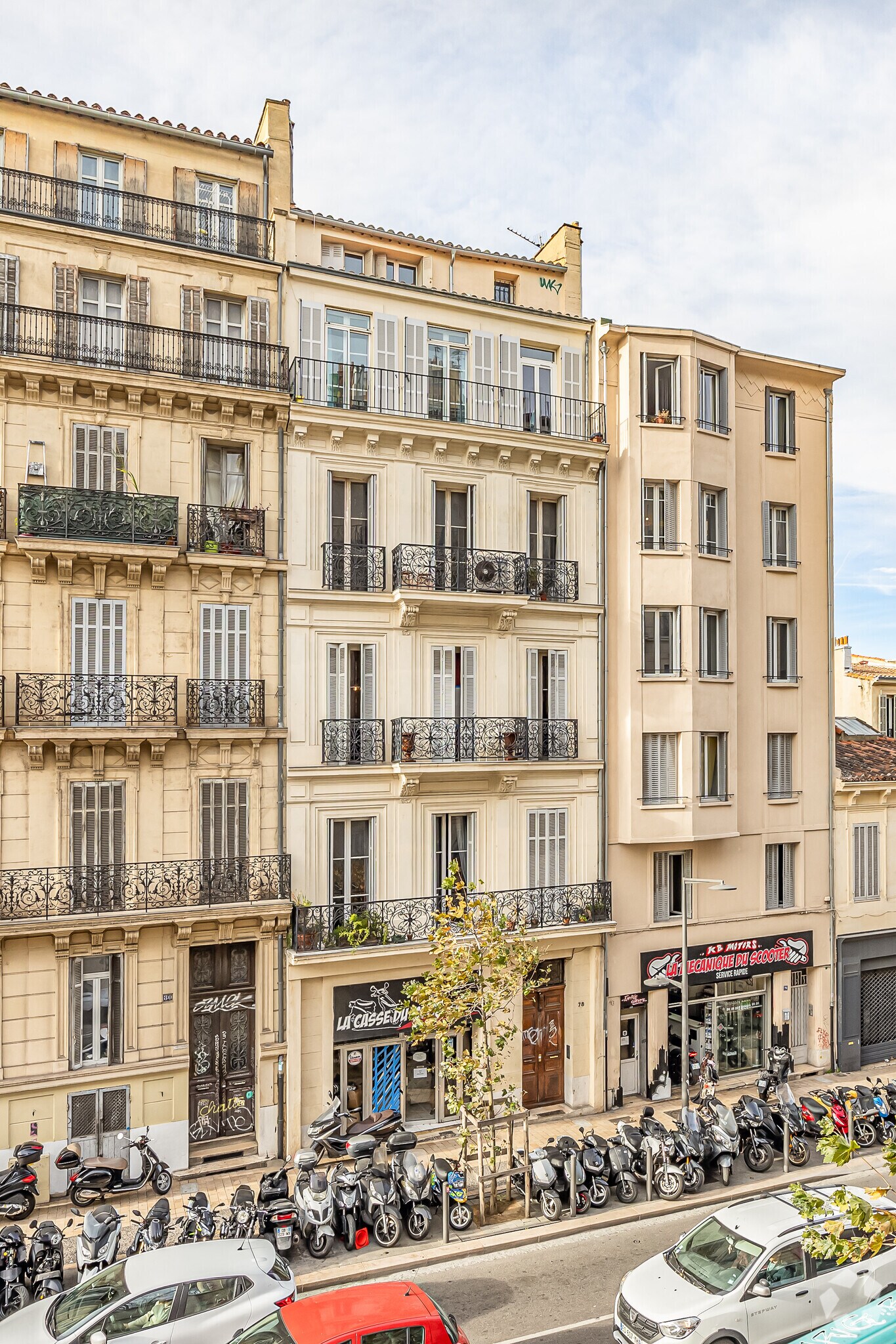 Local commercial dans Marseille à vendre Photo principale– Image 1 sur 2