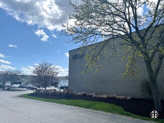 Plus de détails pour 2040 S Lynhurst Dr, Indianapolis, IN - Local d'activités, Industriel/Logistique à louer