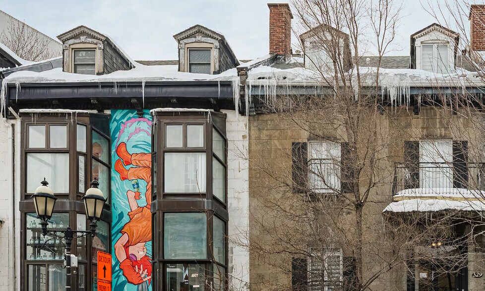 323-325 Rue Ontario E, Montréal, QC à vendre - Photo de l’immeuble – Image 2 sur 4