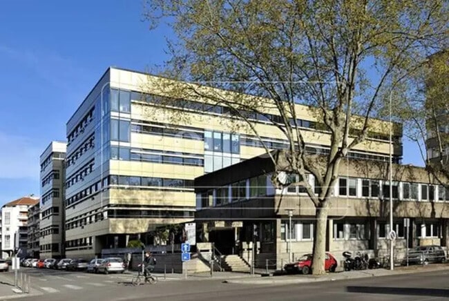 Plus de détails pour Bureau à louer