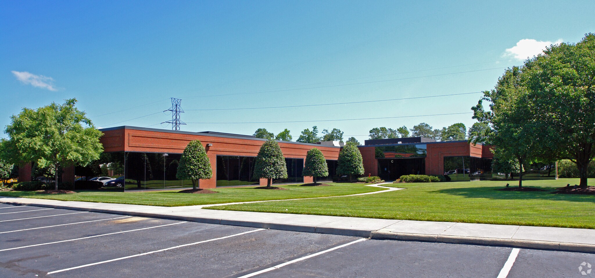 11846 Rock Landing Dr, Newport News, VA à louer Photo principale– Image 1 sur 7