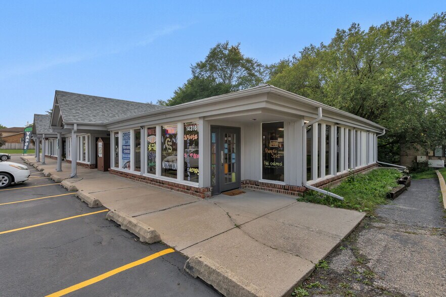 14320-14328 S Golden Oak Dr, Homer Glen, IL à louer - Photo de l’immeuble – Image 2 sur 7