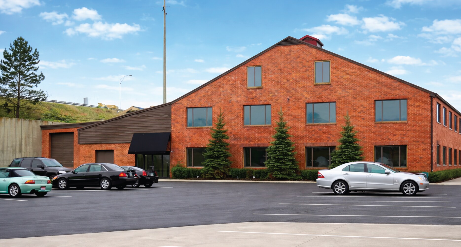 19537 Lake Rd, Rocky River, OH à vendre Photo principale– Image 1 sur 15