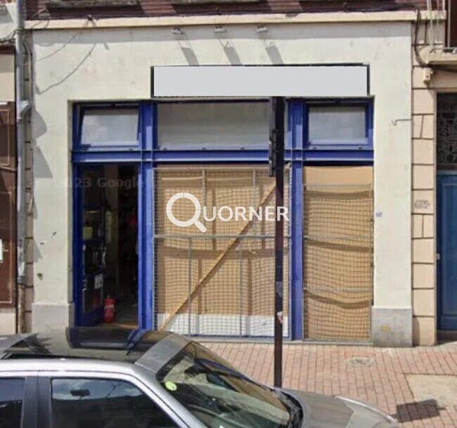 Plus de détails pour Local commercial à louer