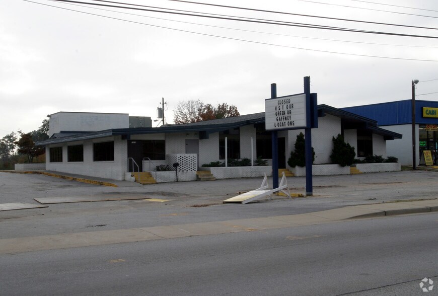 1515 John B White Sr Blvd, Spartanburg, SC à vendre - Photo de l’immeuble – Image 3 sur 3