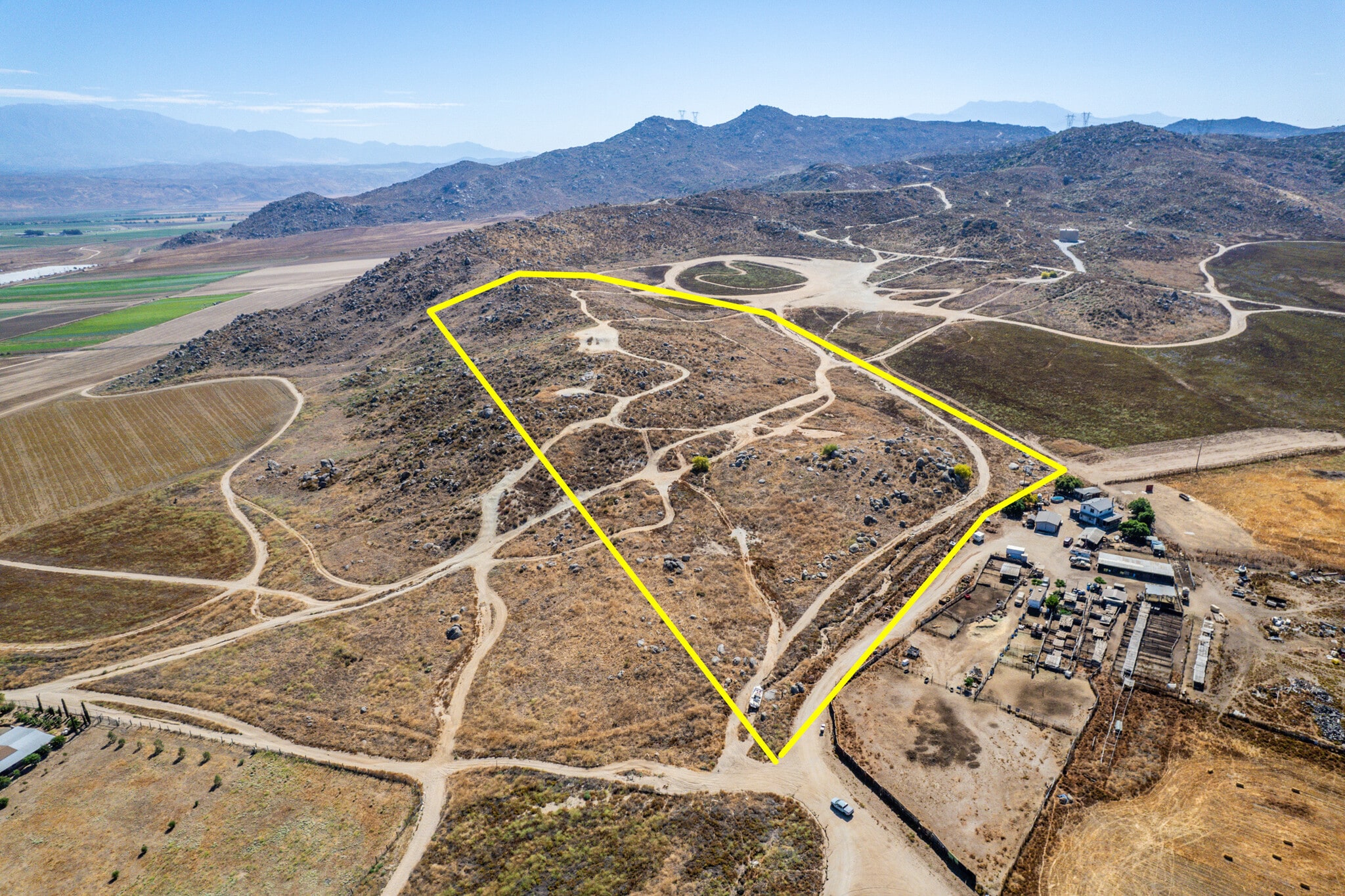 0 Wosslick Ave, Nuevo, CA à vendre Photo principale– Image 1 sur 18