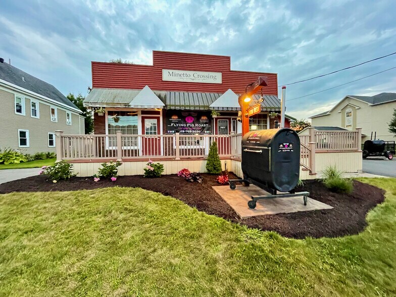 2779-2781 State Route 48, Minetto, NY à vendre - Photo principale – Image 1 sur 3