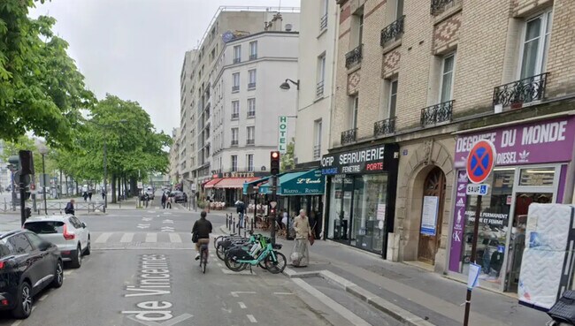 Plus de détails pour Local commercial à vendre
