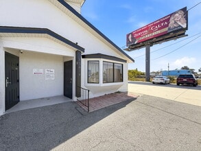 13414 US Highway 19, Hudson, FL à louer Photo intérieure– Image 2 sur 46