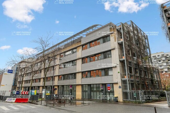 Plus de détails pour Bureau à louer