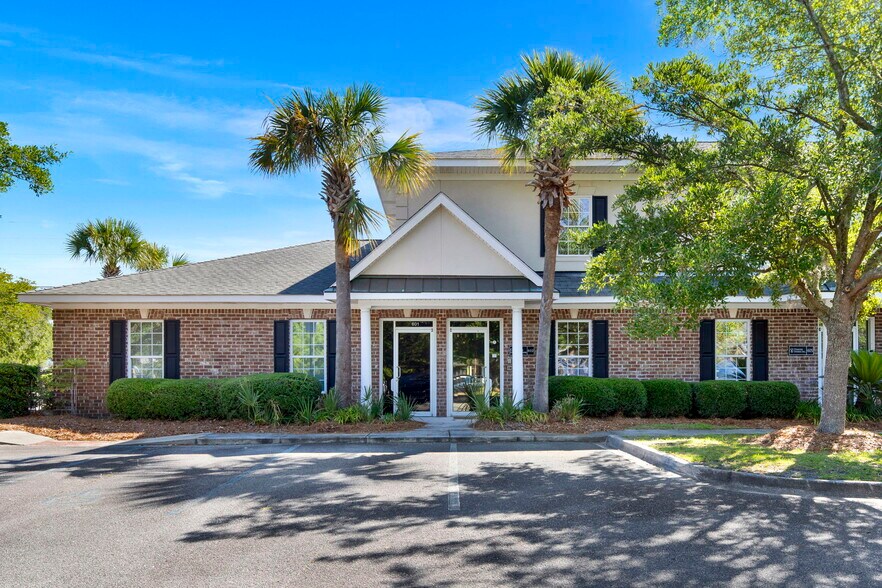 9100 White Bluff Rd, Savannah, GA à vendre - Photo de l’immeuble – Image 1 sur 4