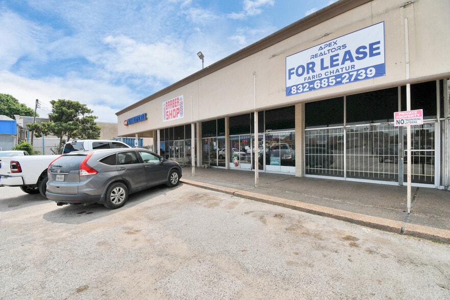 7040-7058 Lawndale St, Houston, TX à louer - Photo de l’immeuble – Image 3 sur 18